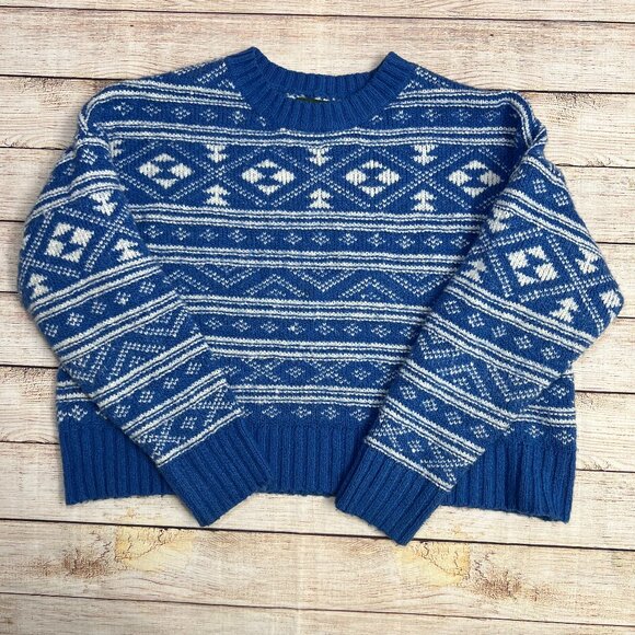 American Eagle Fair Isle Sweater Womens Large Blue White Geometric Knit Pullover - Picture 1 of 10